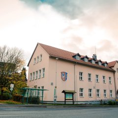 Verwaltungsgebäude, Rathaus in Helsa